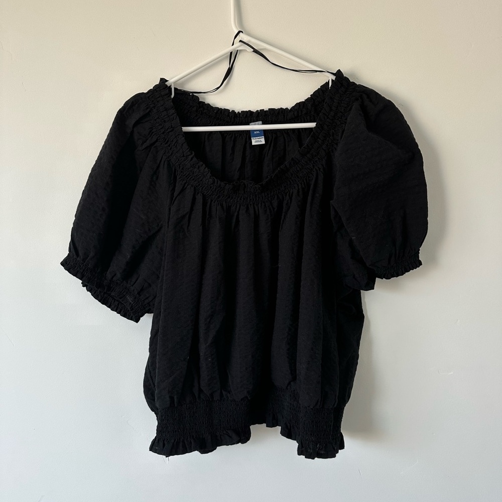 Old Navy Black Cropped Blouse
